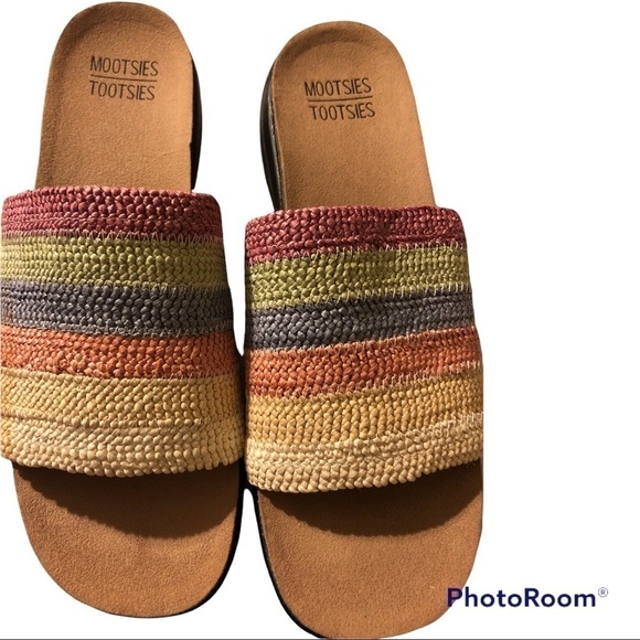 Mootsies Tootsies slides size 11M - Picture 3 of 4